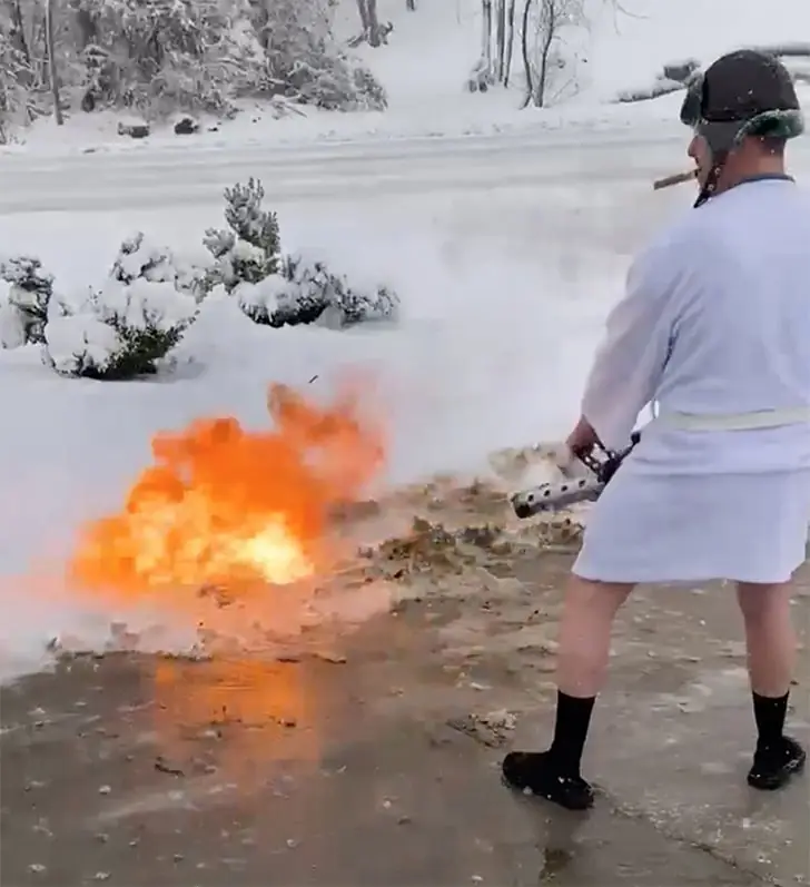 Flamethrower Snow Clearing